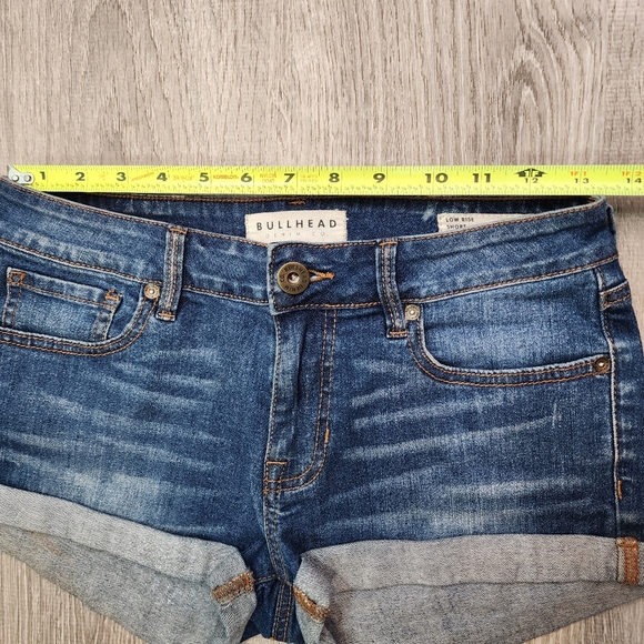 BULLHEAD DENIM CO. Jean Shorts Rolled Cuff Hem 5 - Picture 5 of 9